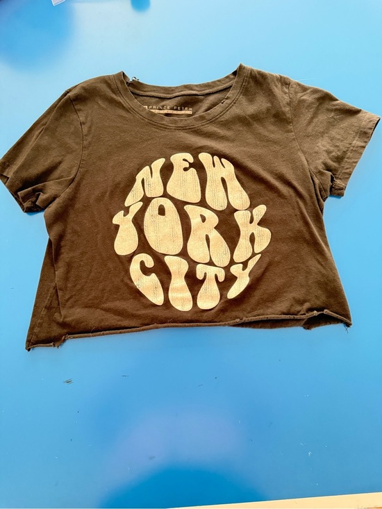 Prince Peter Collection Tops - Prince Peter Collection Cropped Graphic Tee. Size Junior M=XS. Like New